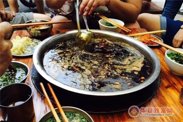 重庆袁老四牛杂火锅加盟